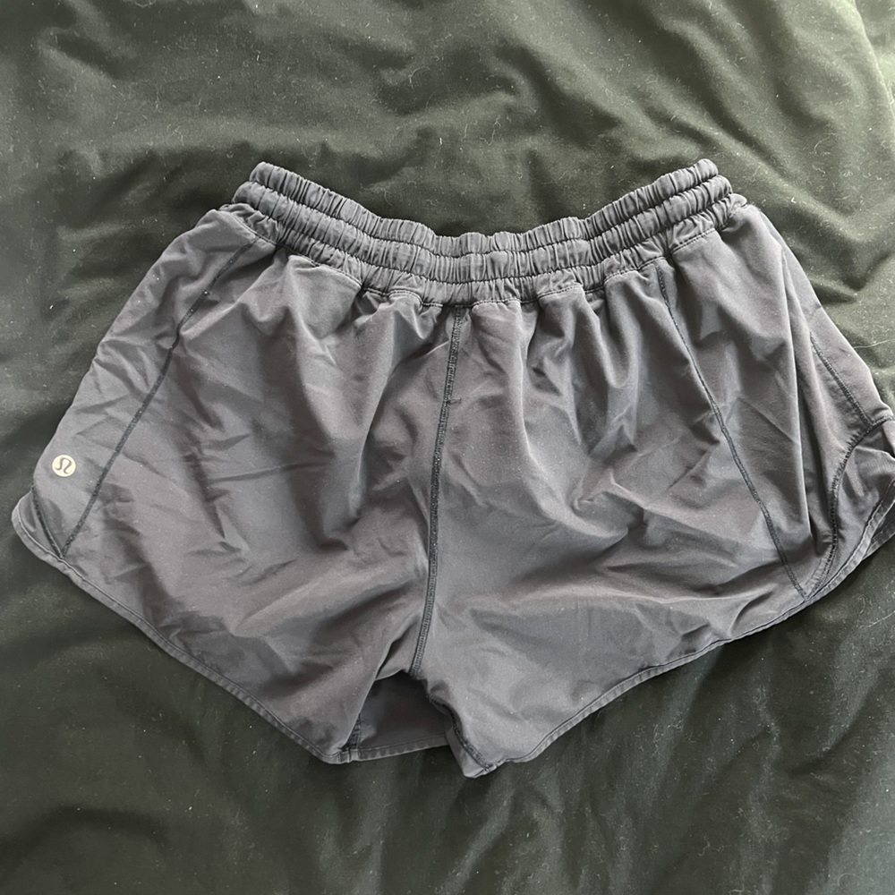 💙LULU LEMON SHORT💙